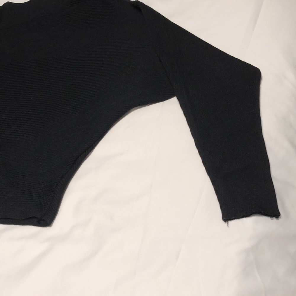 Womenswear Sweater View 2